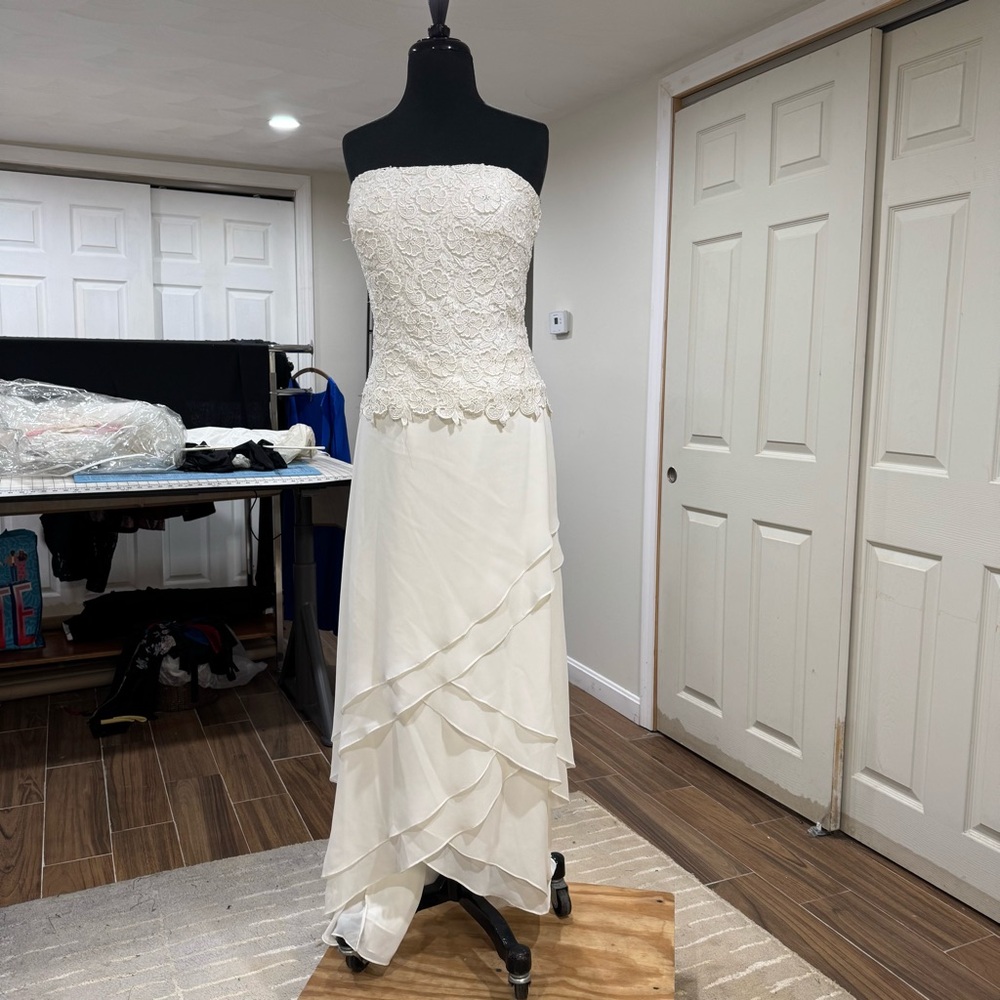 Strapless Lace Top Dress